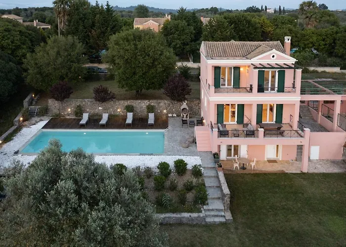 Вилла Luxury Perla *