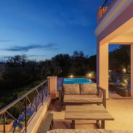 Luxury Perla Villa